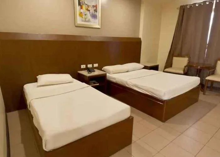 Hotel Diplomat