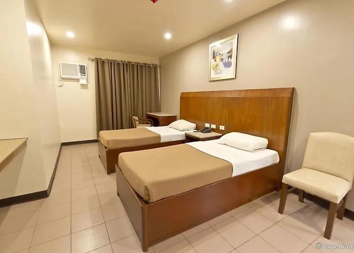 Diplomat Hotel 2*