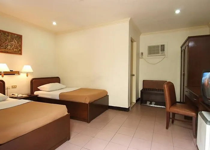 Hotel Diplomat 2*