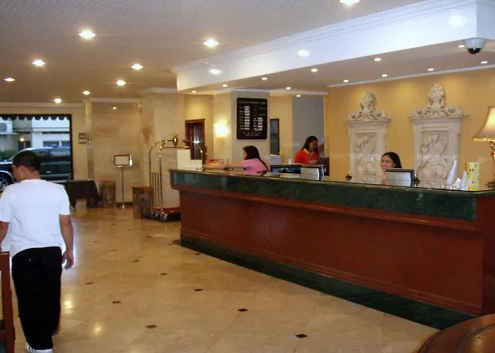 Hotel Diplomat 2*