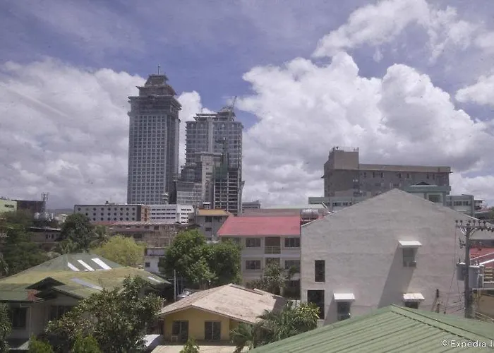Diplomat Hotel