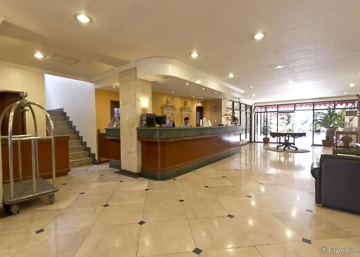 Diplomat Hotel 2*