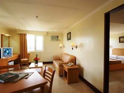 Diplomat 2* Cebu
